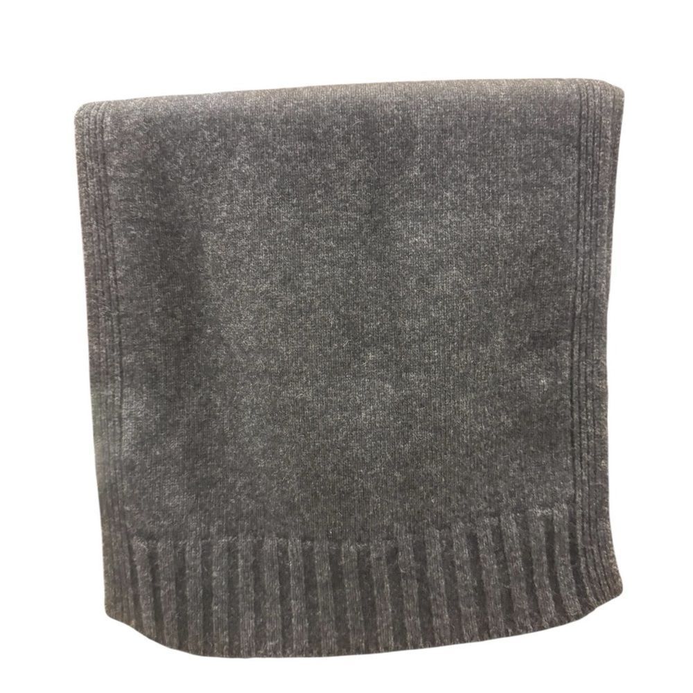 Céline Charcoal Gray Wool & Yak Blend Wrap Shawl Scarf with Ribbed Edges Auth - Picture 7 of 11